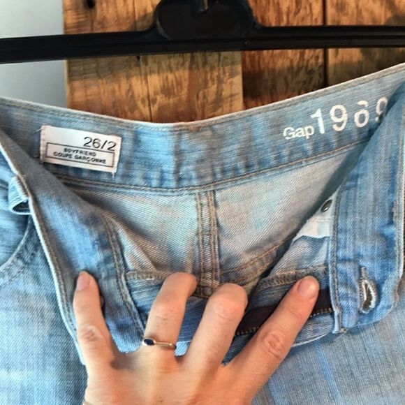 Gap boyfriend denim shorts   - Picture 3 of 6